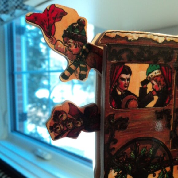 vintage Christmas wooden pull string ornament - Picture 3 of 4